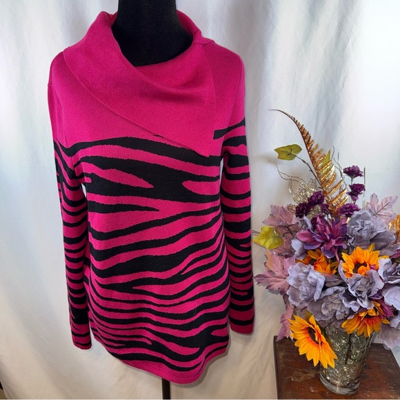 Investments Sweaters - Investments Pink Black Zebra Cowl Neck Sweater Soft Knit Size S